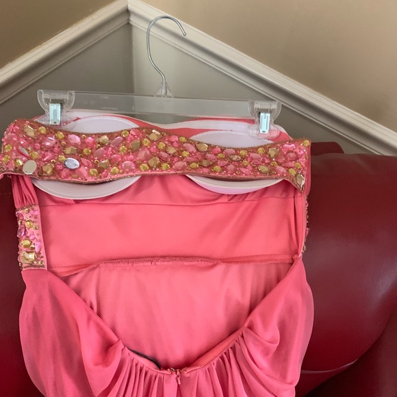 Melon prom dress - Picture 2 of 4